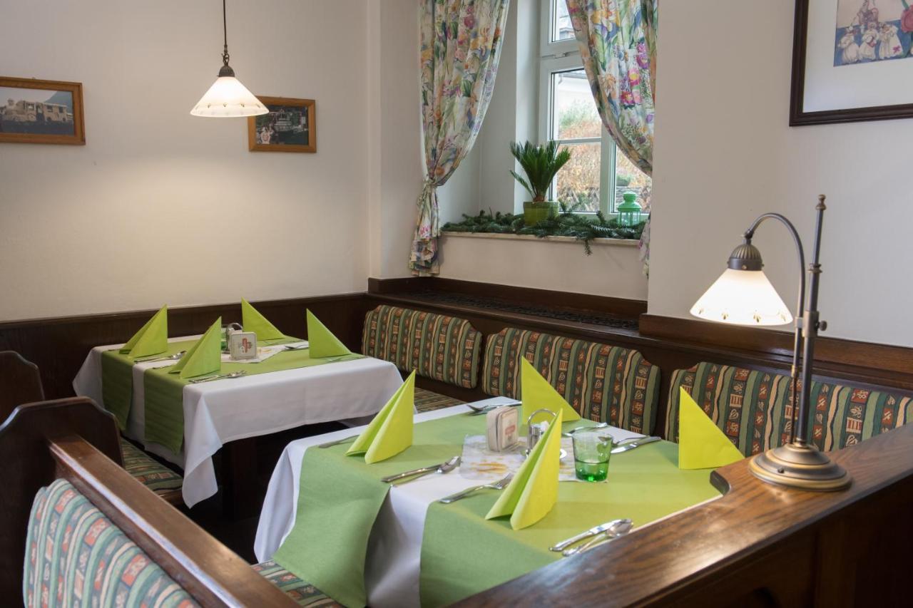 Blaue Traube Hotel Bad Aussee Exterior photo